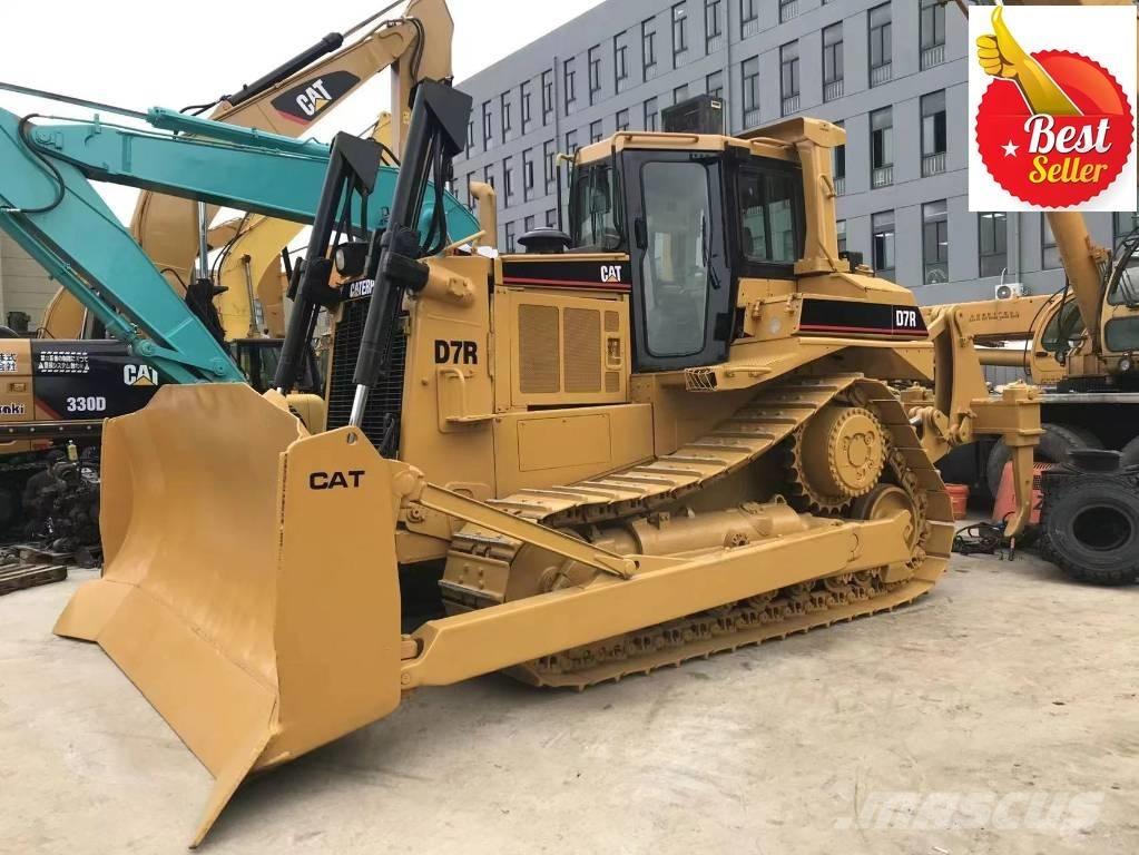 CAT D 7 R Pásové dozéry