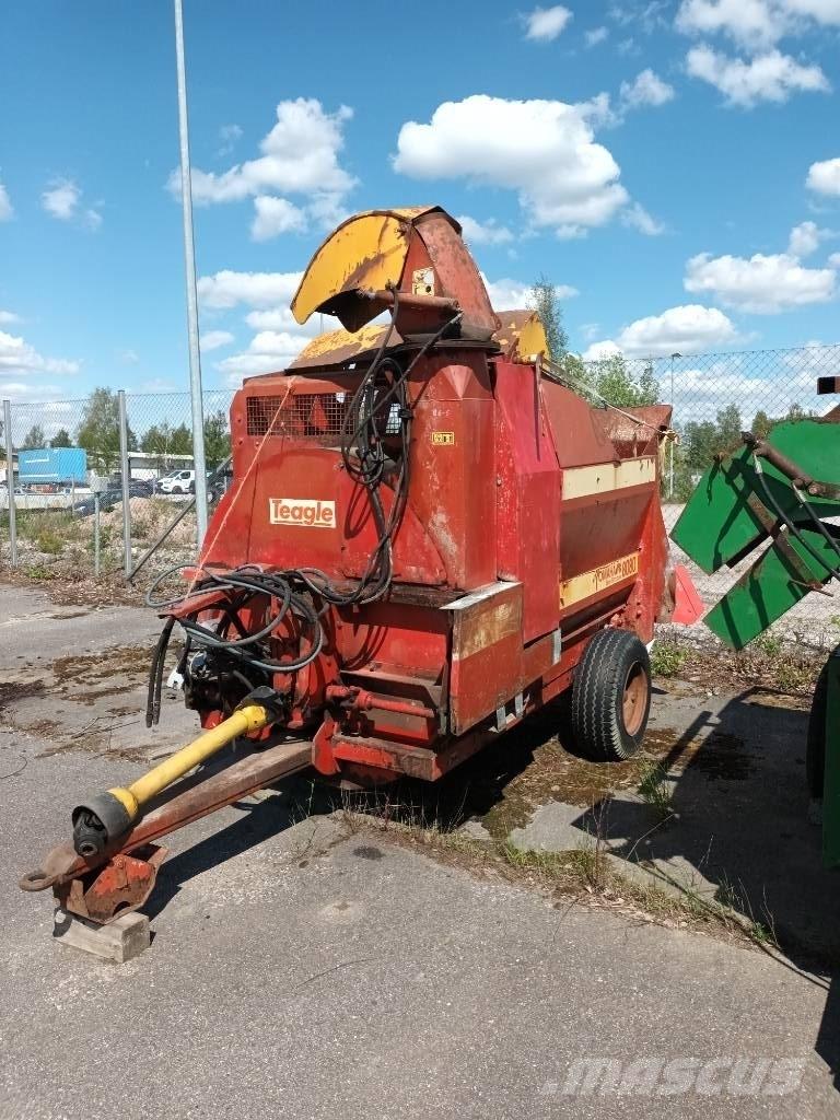 Tomahawk 808 Drviče a rezače balíkov