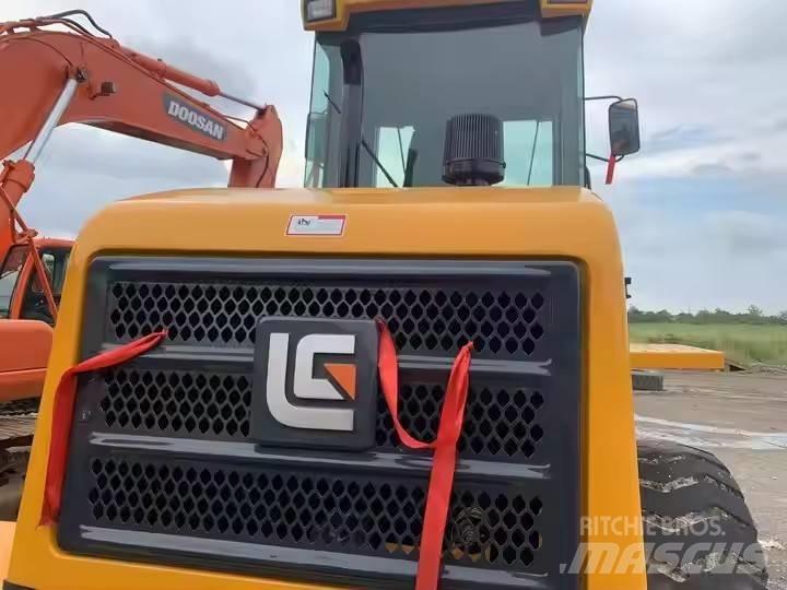LiuGong 835 Kolesové nakladače