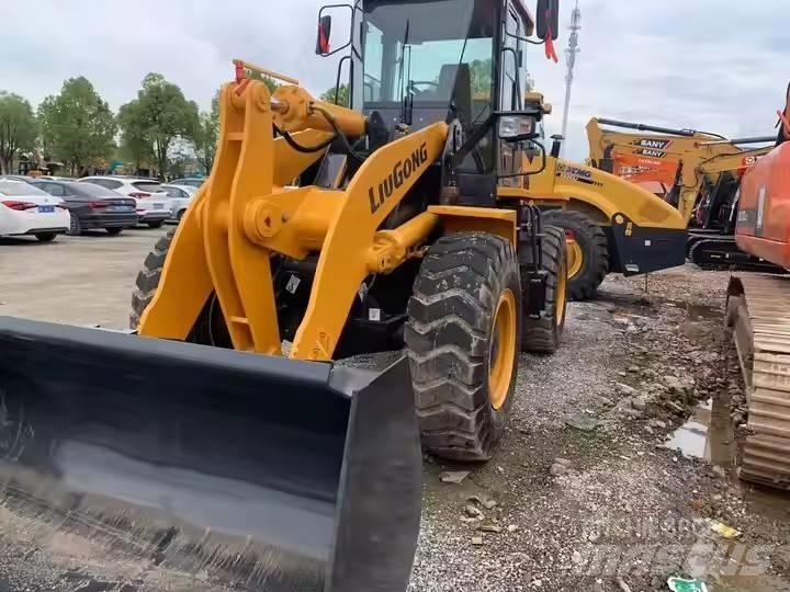 LiuGong 835 Kolesové nakladače