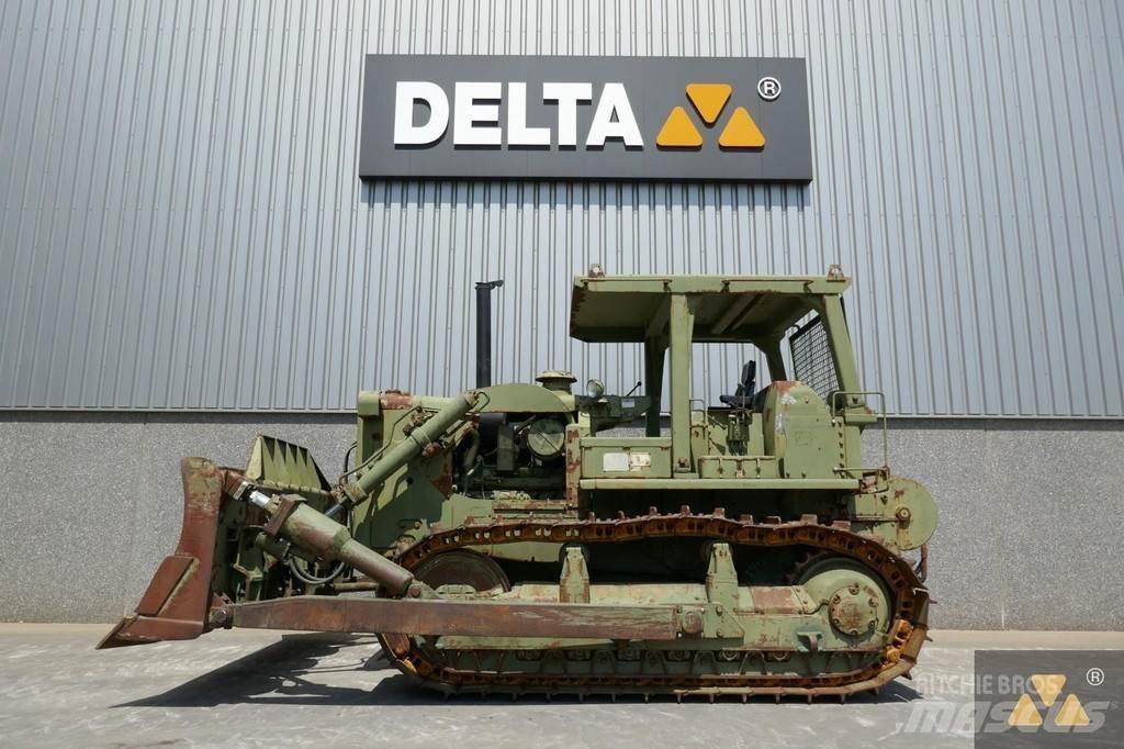 CAT D7F Ex-army Pásové dozéry