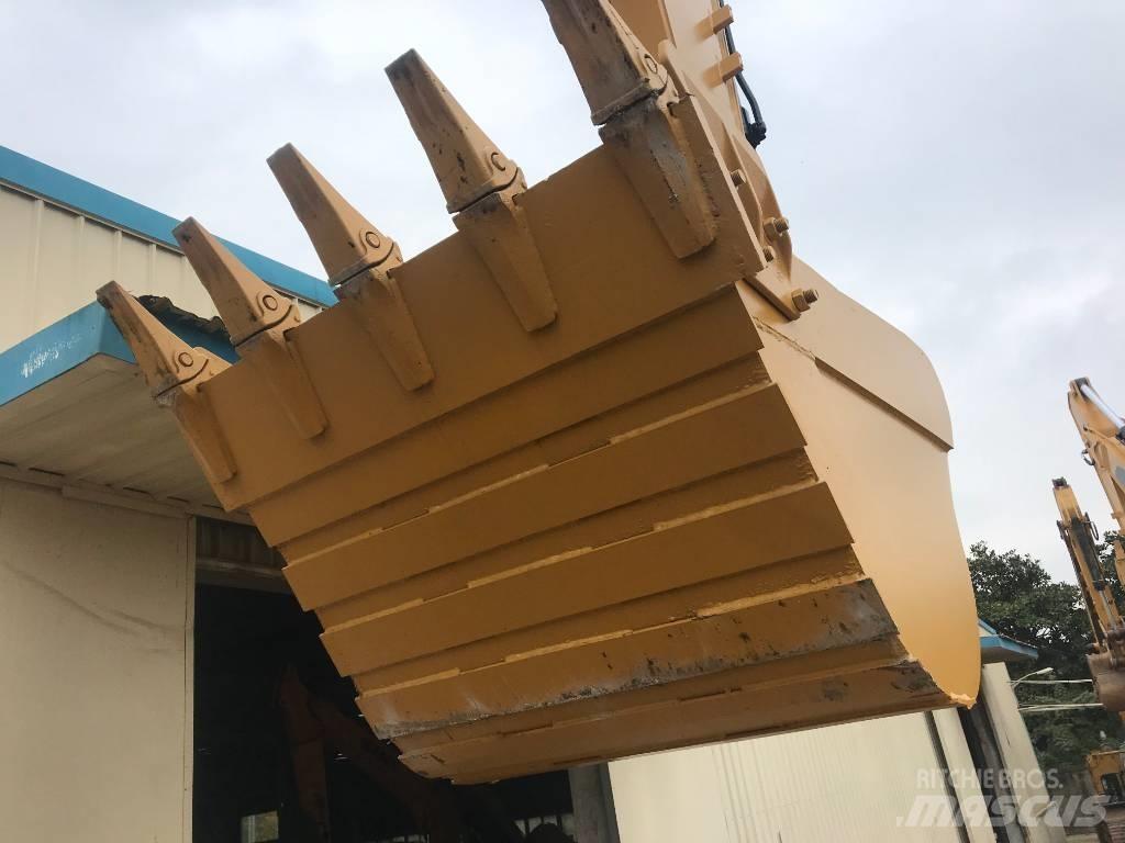 CAT 320 D L Pásové rýpadlá