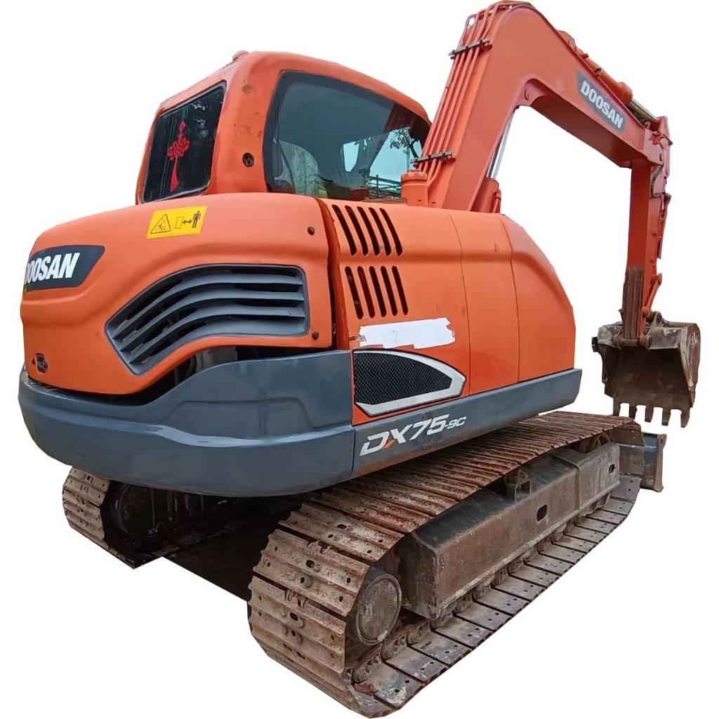 Doosan DX 75-9 C Pásové rýpadlá