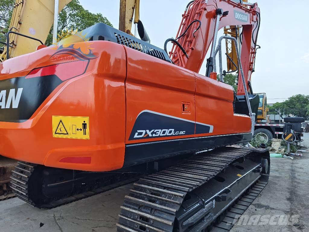 Doosan DX 300 LC Pásové rýpadlá