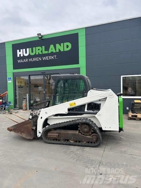 Bobcat T 450 Šmykom riadené nakladače