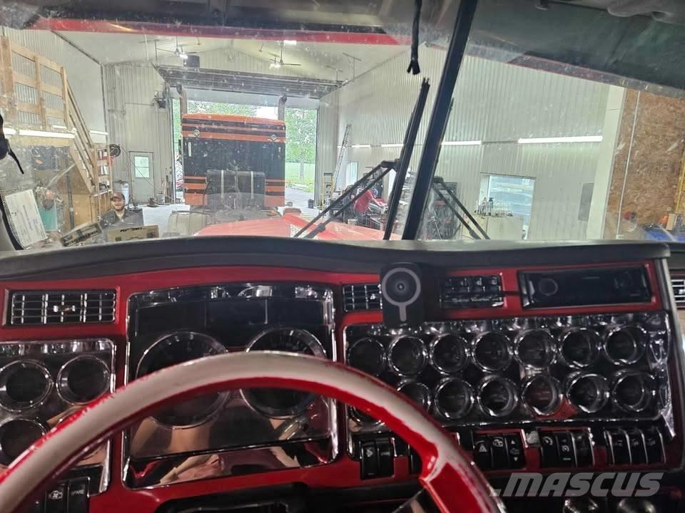 Kenworth W 900 L Ťahače