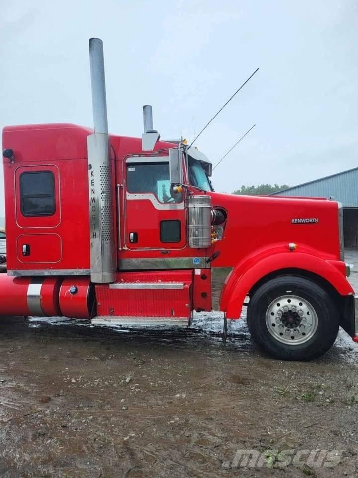 Kenworth W 900 L Ťahače