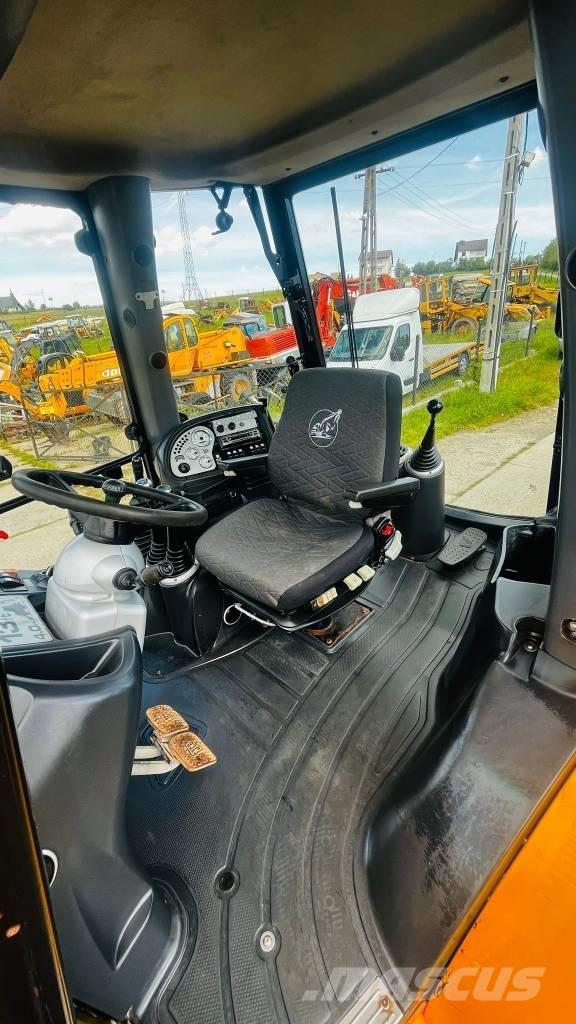 JCB 4 CX Rýpadlo-nakladače