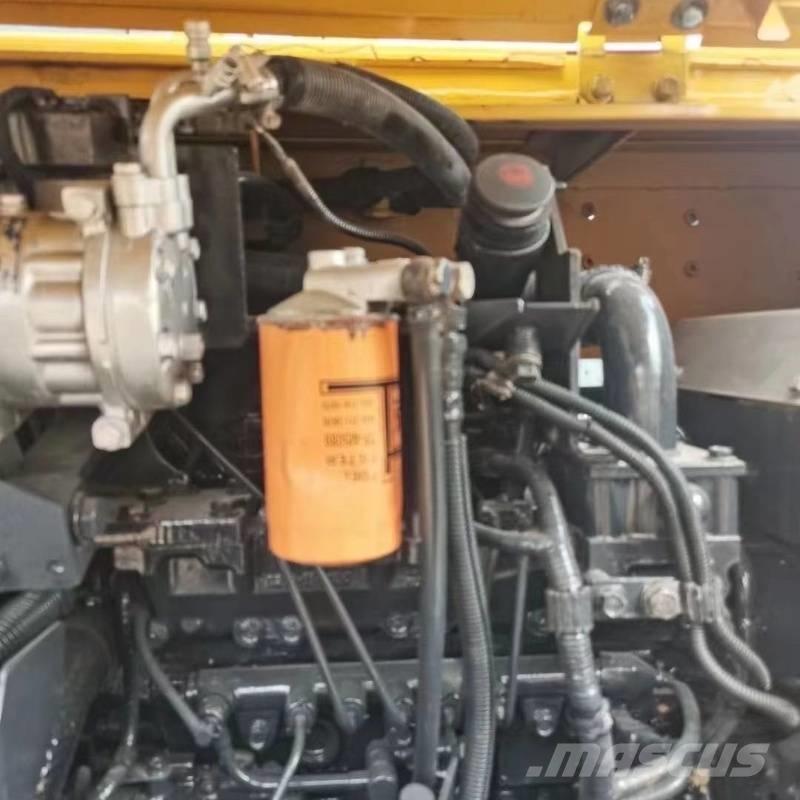 Komatsu PC 60 Pásové rýpadlá