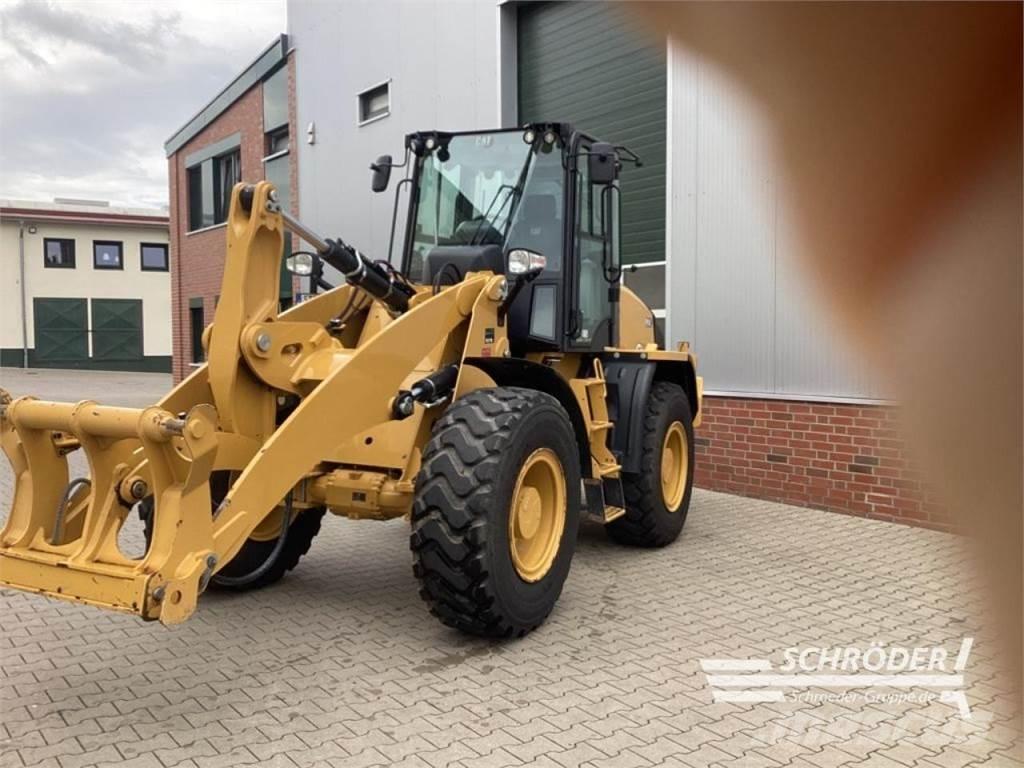 CAT 914 HL Kolesové nakladače