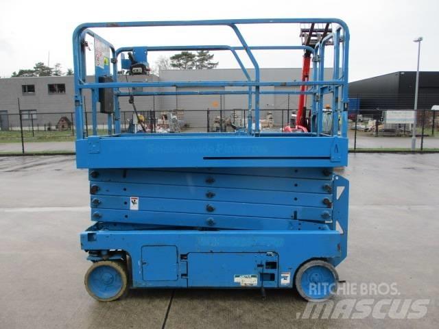 Genie GS 3246 (962) Nožnicové zdvíhacie plošiny