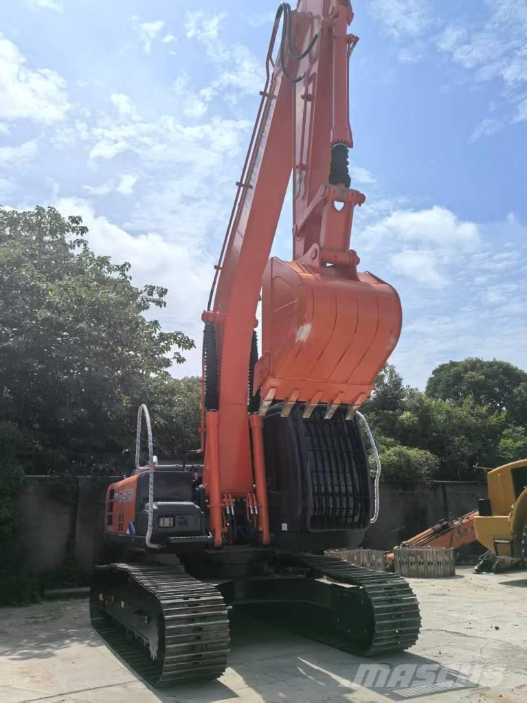Hitachi ZX 200-3 G Pásové rýpadlá