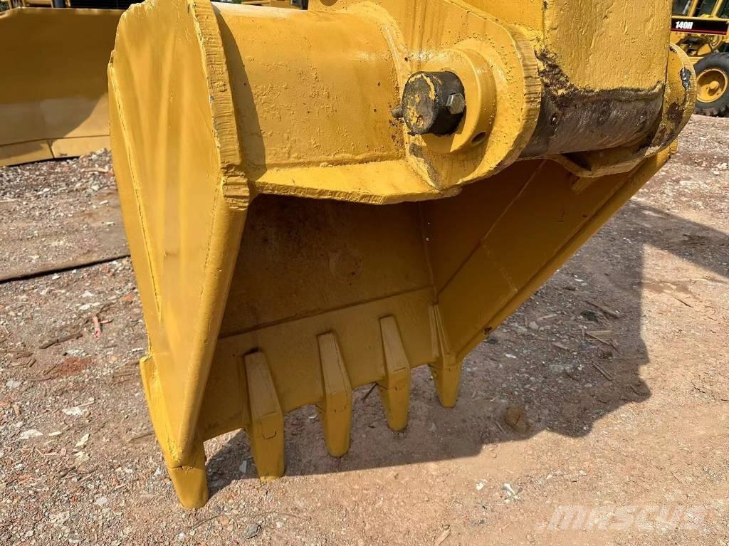 CAT 320 B Pásové rýpadlá