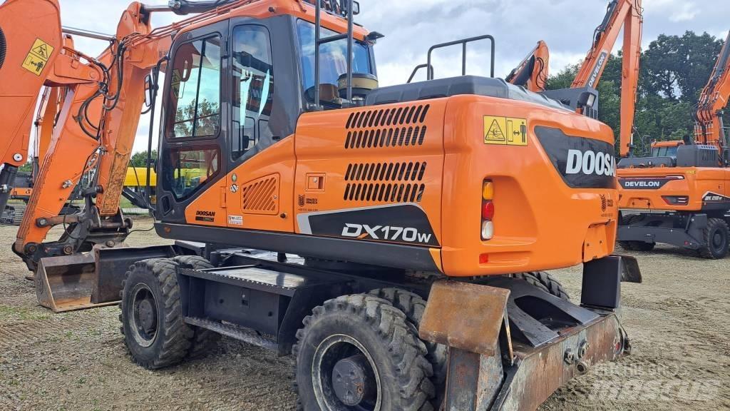 Doosan DX 170 W Kolesové rýpadlá