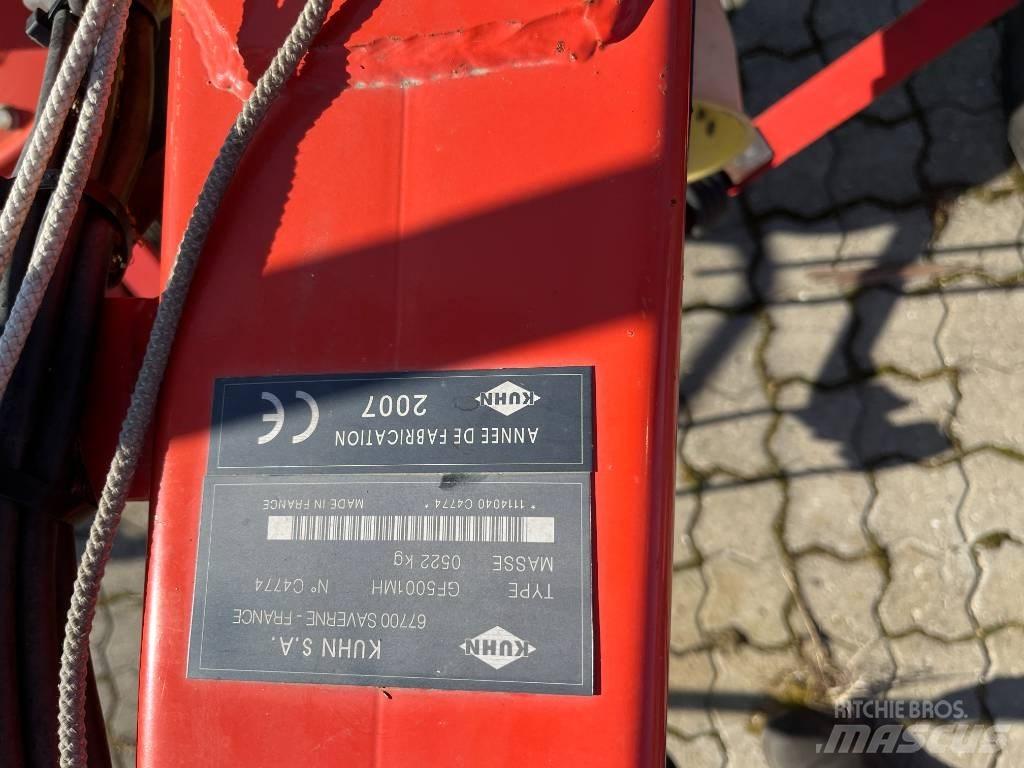 Kuhn GF 5001 M H Obracače a zhrabovače sena
