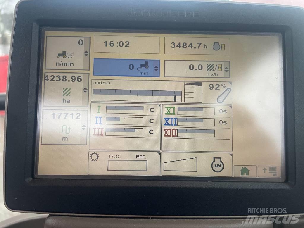 John Deere 6150 R Traktory