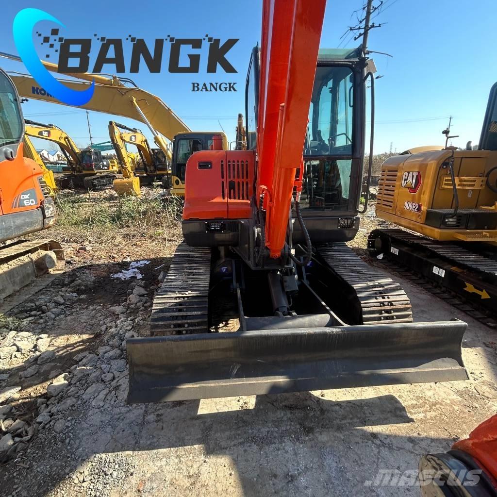 Doosan dx60 Pásové rýpadlá