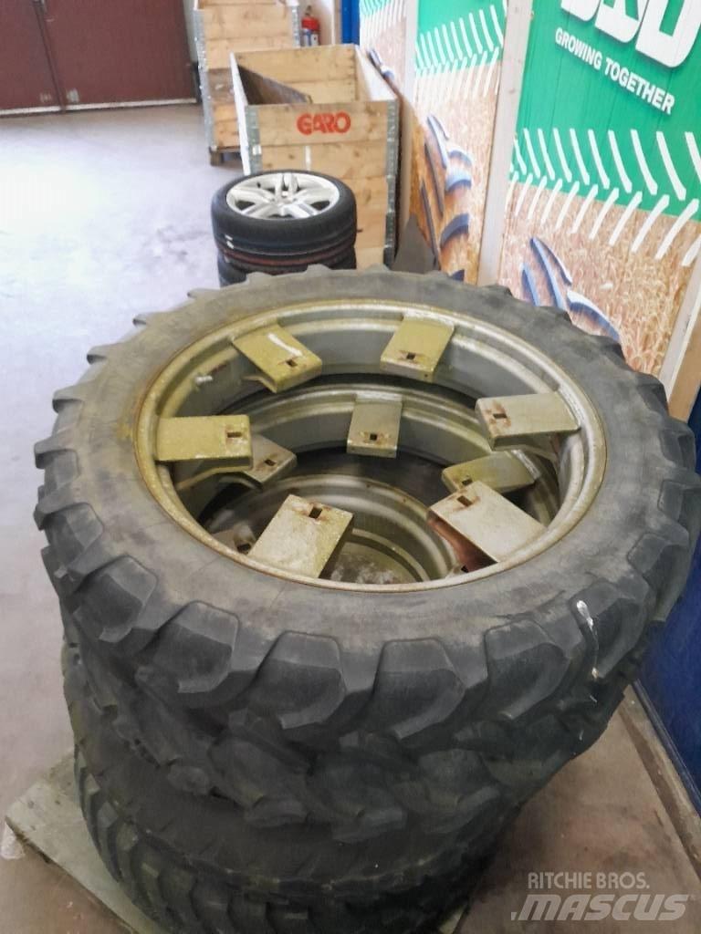 Michelin 9,5-32 Pneumatiky, kolesá a ráfiky