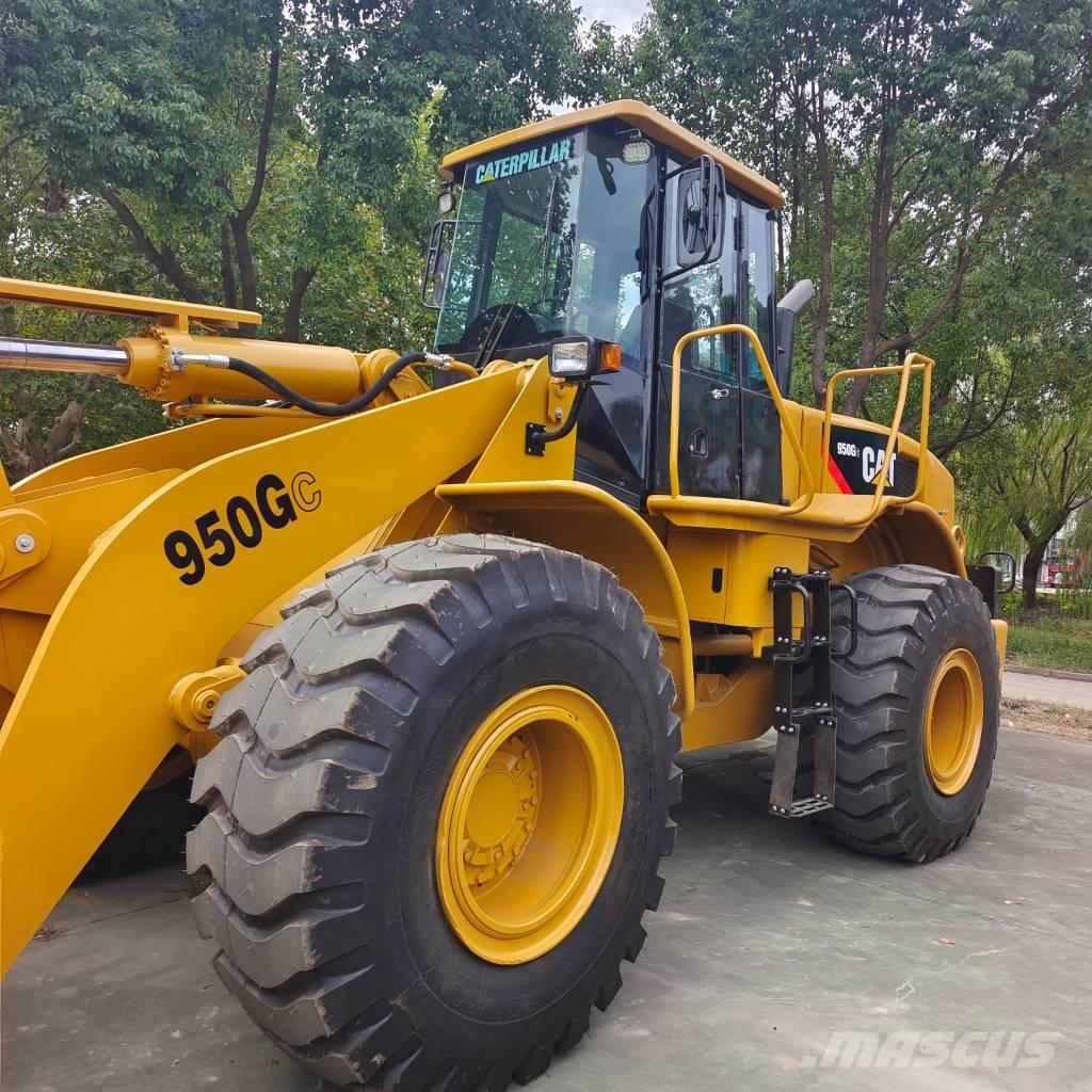 CAT 950GC Kolesové nakladače