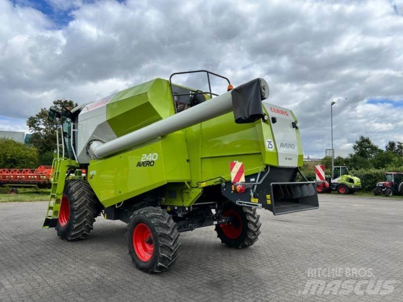 CLAAS AVERO 240 Kombinované zberacie stroje