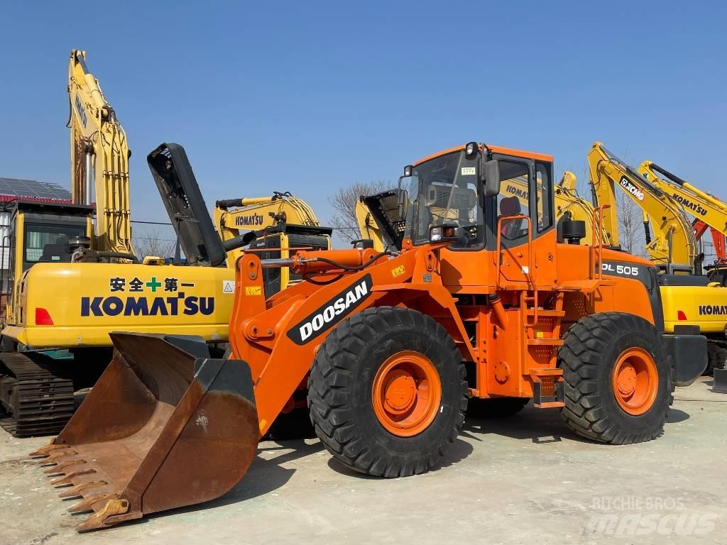 Doosan DL 505 Kolesové nakladače