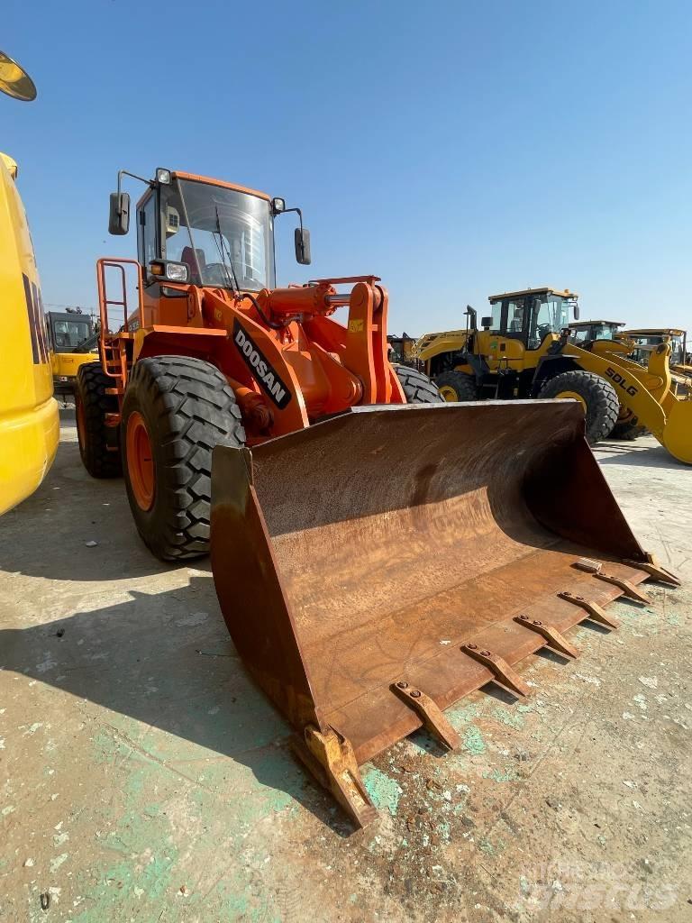 Doosan DL 505 Kolesové nakladače