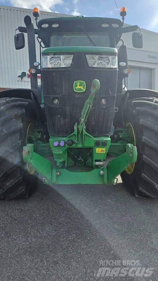 John Deere 7290R Traktory