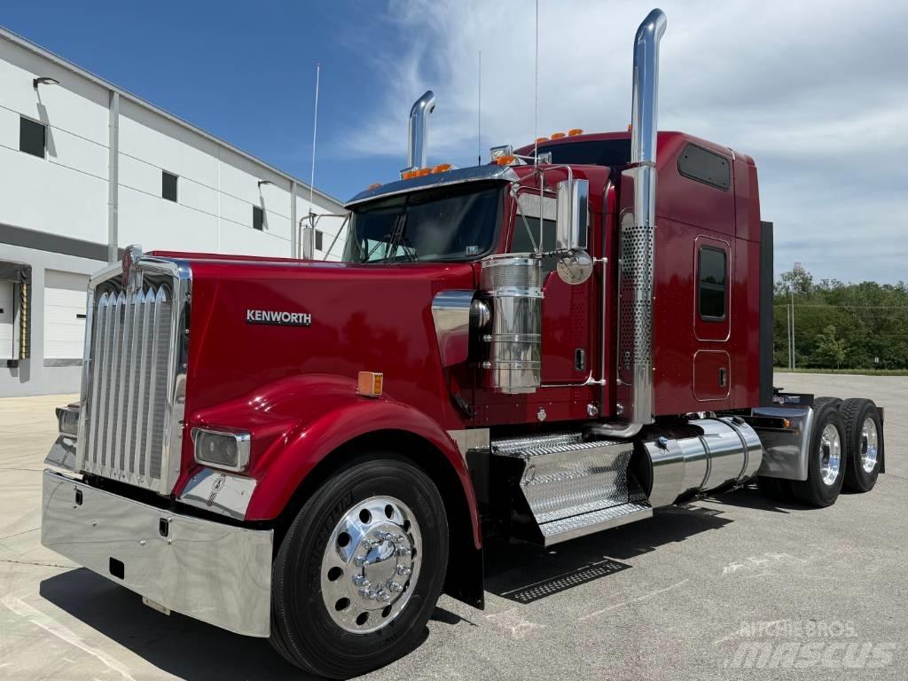 Kenworth W 900 L Ťahače