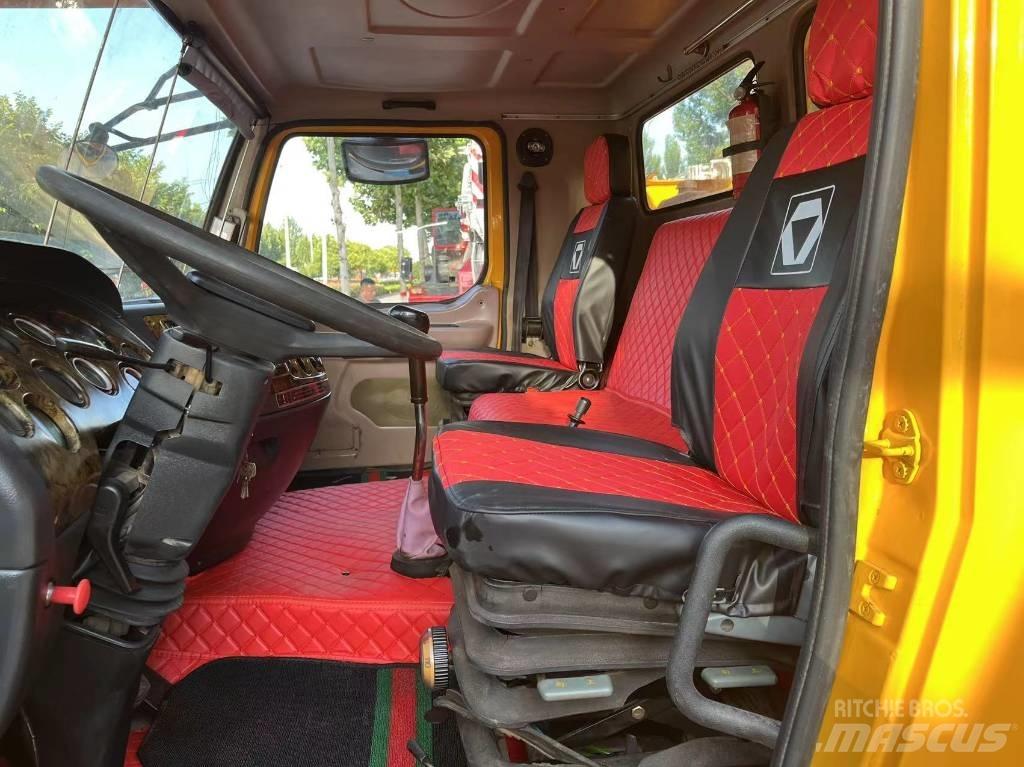 XCMG QY70K-II Univerzálne terénne žeriavy