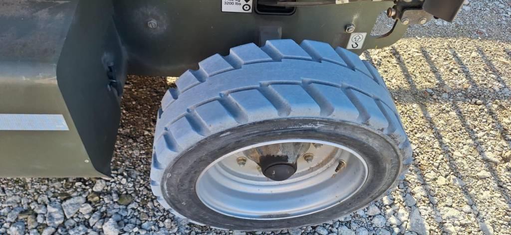 JLG M 3369 Nožnicové zdvíhacie plošiny