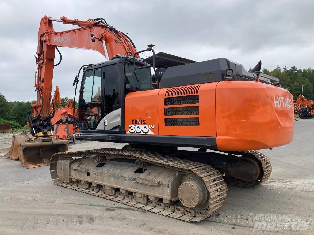 Hitachi ZX 300 LC-6 Pásové rýpadlá