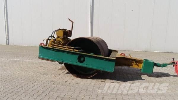 Vibromax W 501 Vlečné vibračné valce