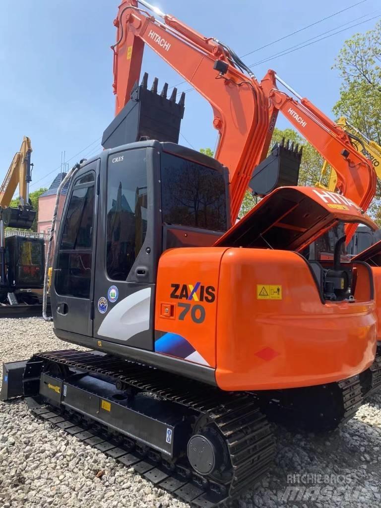 Hitachi 70-5A Pásové rýpadlá
