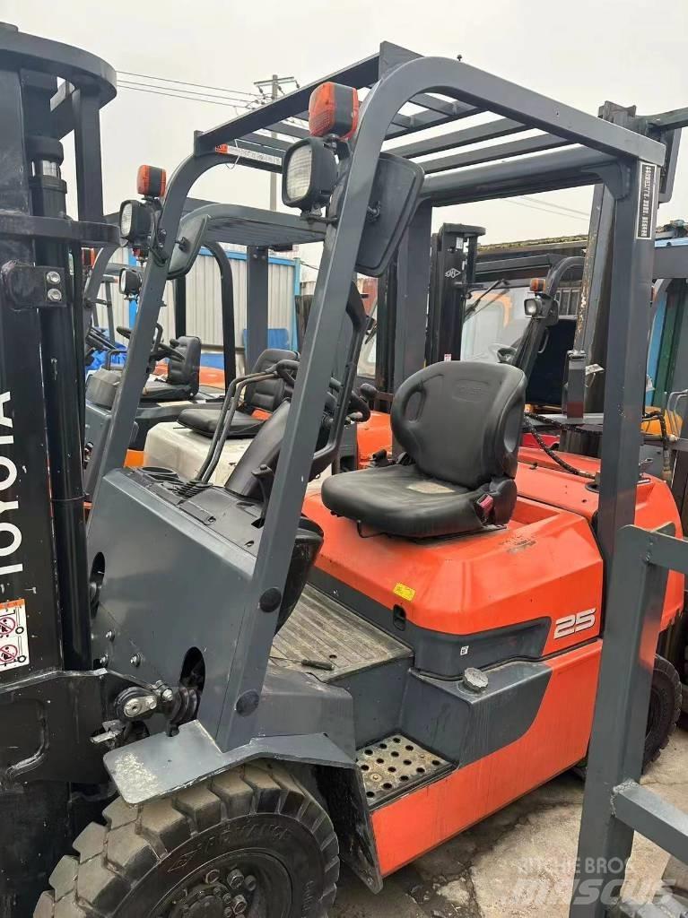 Toyota FD 20 Dieselové vozíky