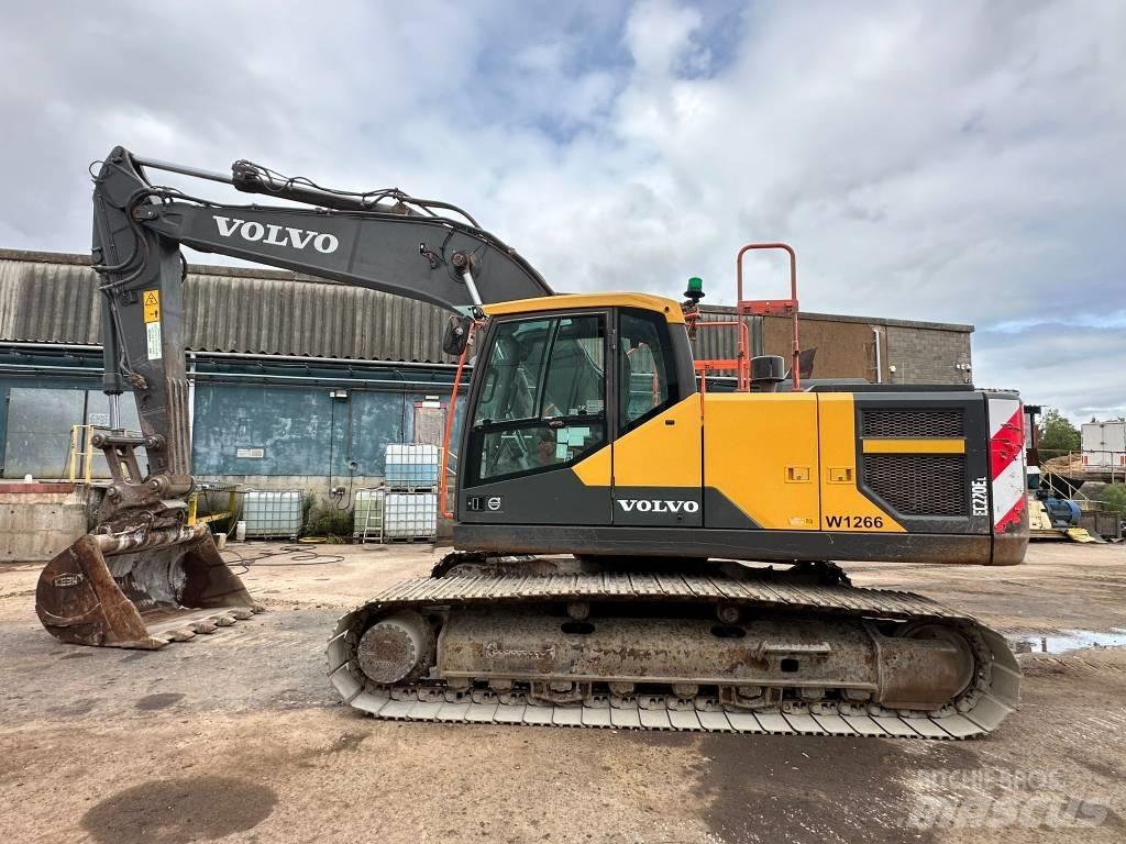 Volvo EC 220 E L Pásové rýpadlá