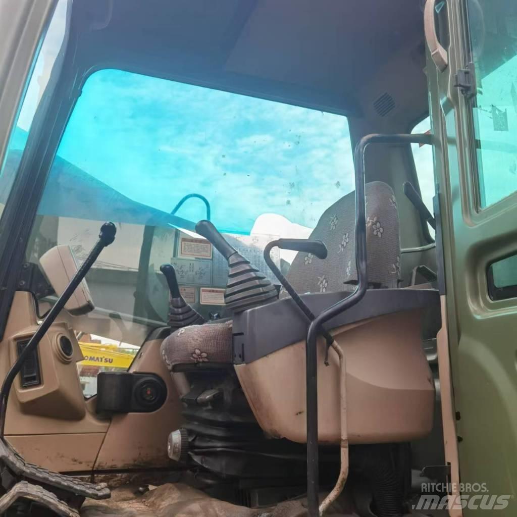CAT 330 C Pásové rýpadlá