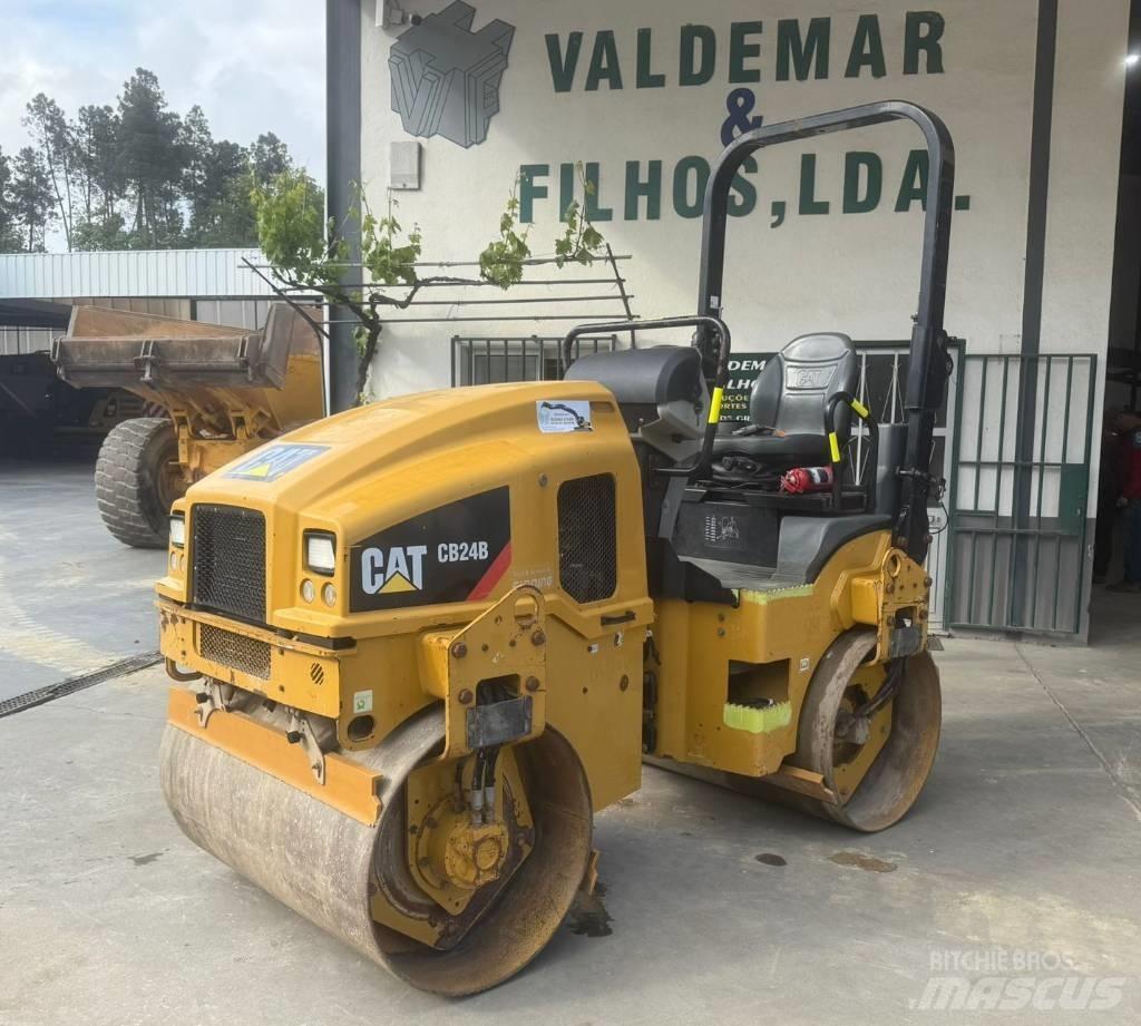 CAT CB 24 B, CB24 Tandemové valce
