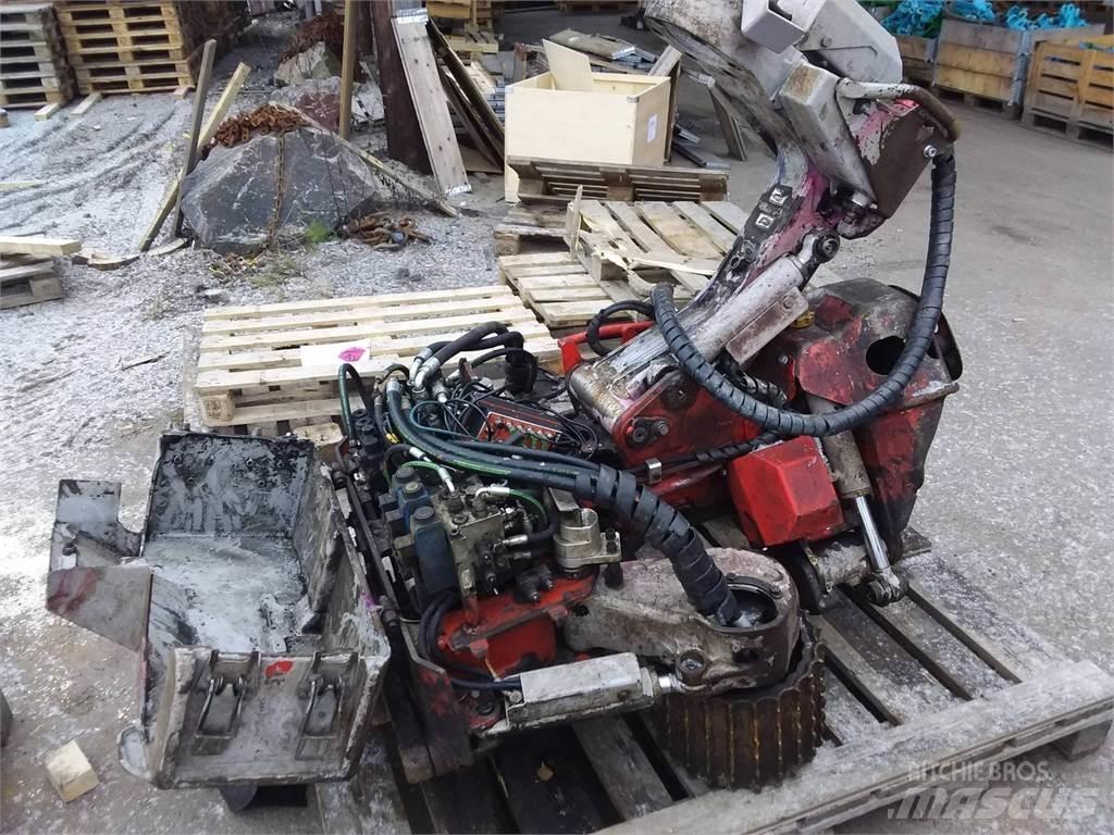 Log Max 4000T Žatevné hlavy