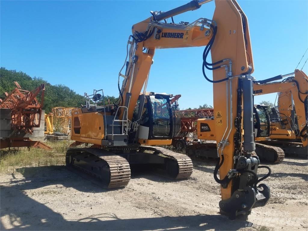 Liebherr R924 Pásové rýpadlá
