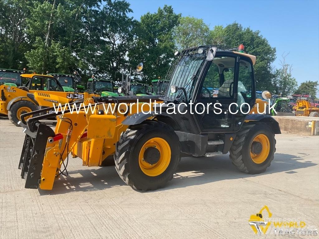 JCB 535-125 Hiviz Teleskopické manipulátory