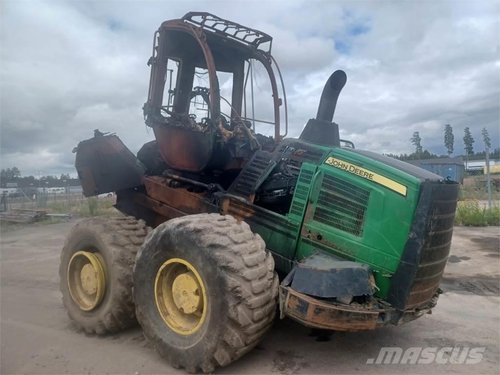 John Deere 1910G Lesné traktory