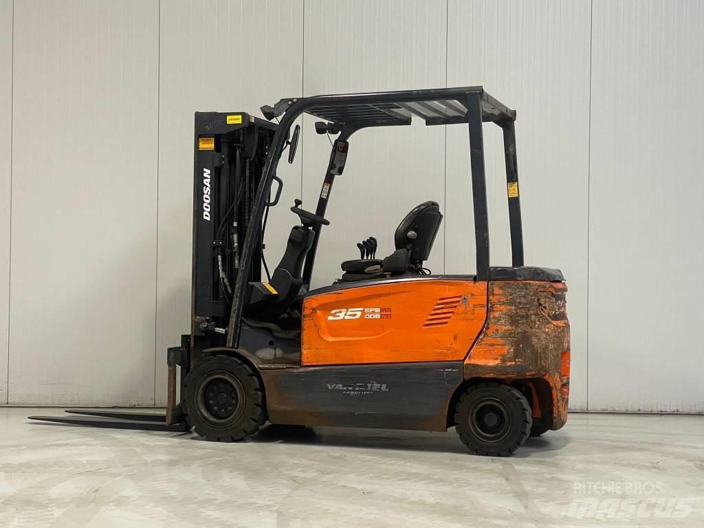 Doosan B35X-7 Akumulátorové vozíky