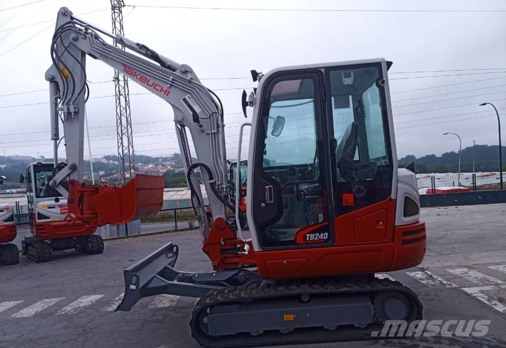 Takeuchi TB 240 Mini rýpadlá < 7t