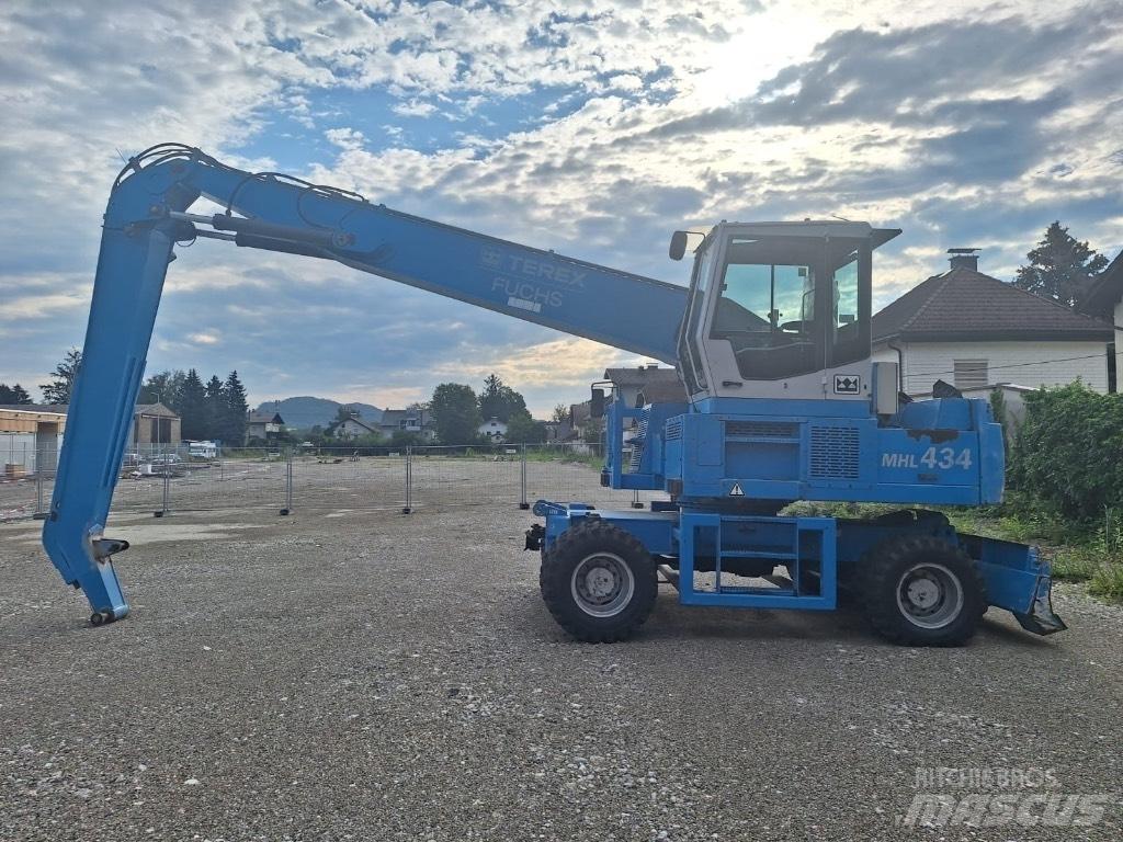 Fuchs MHL 434 Stroje pre manipuláciu s odpadom