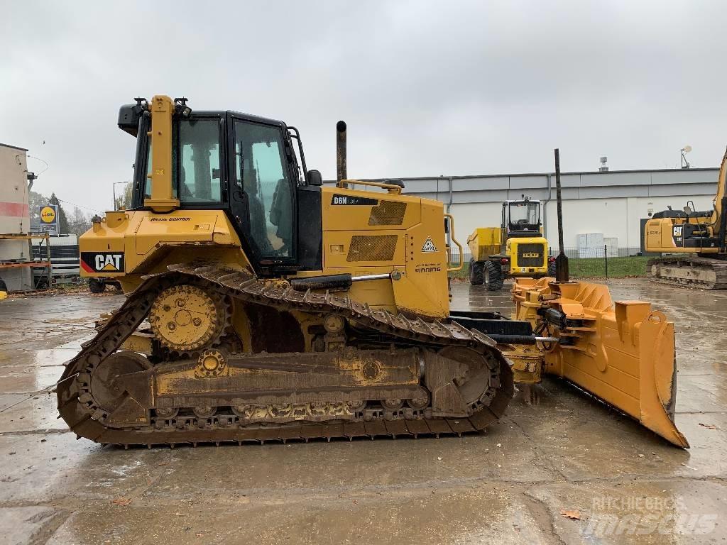 CAT D 6 N LGP Pásové dozéry