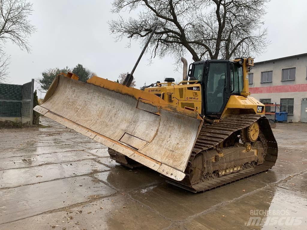 CAT D 6 N LGP Pásové dozéry