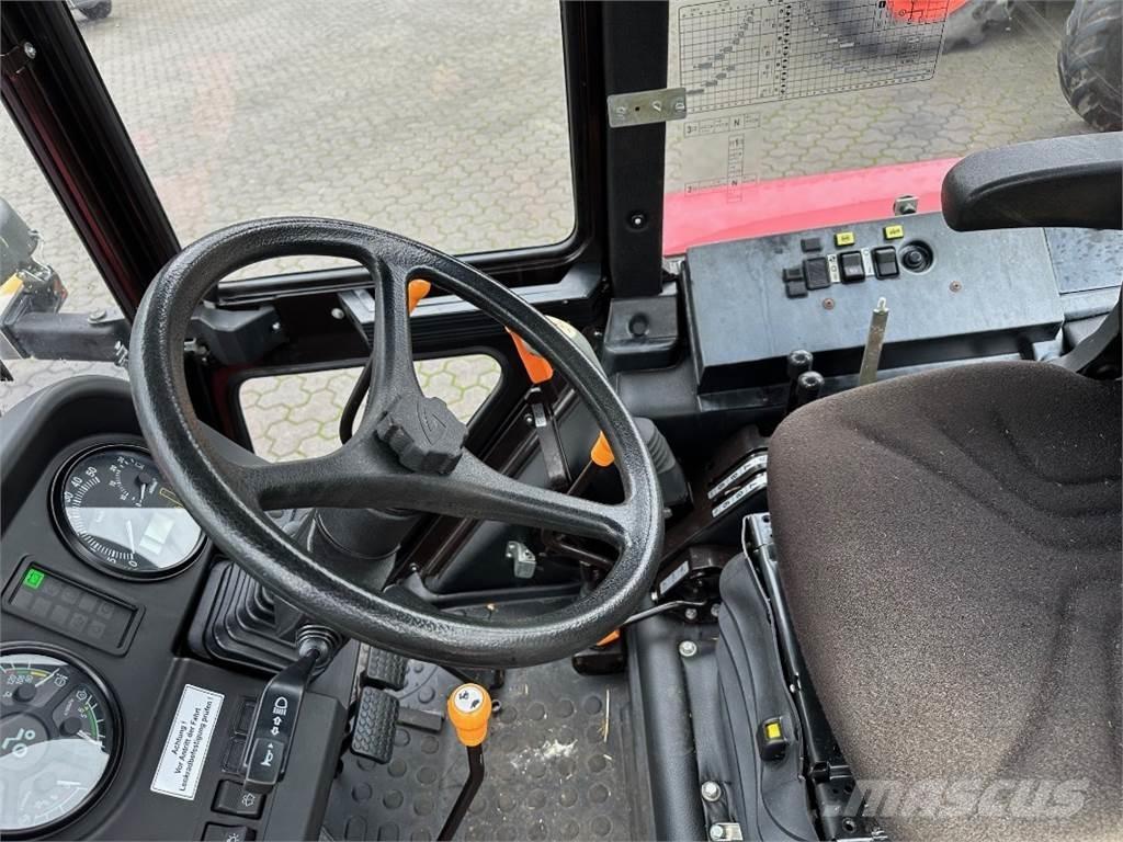 Belarus MTS 952.2 Traktory