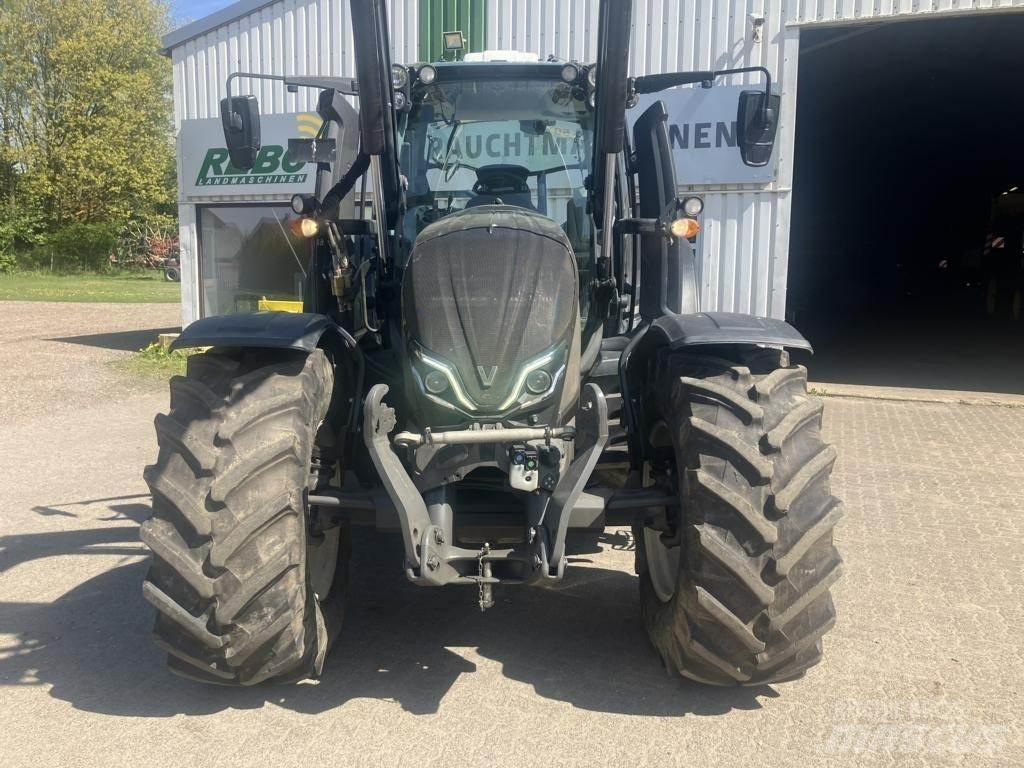 Valtra N 175 Traktory