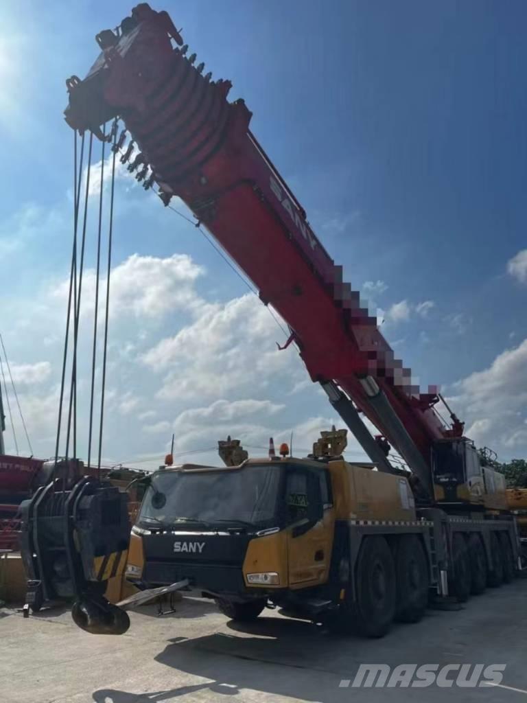 Sany SAC5000C8 Univerzálne terénne žeriavy