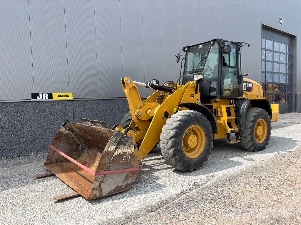 CAT 918 M Kolesové nakladače